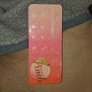 Too Faced Sweet Peach Palette